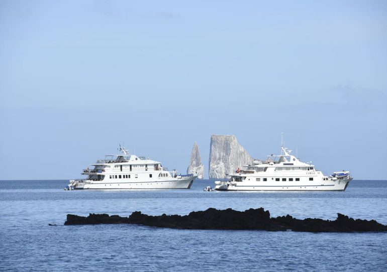 Galapagos cruises - Coral I & Coral II Yachts