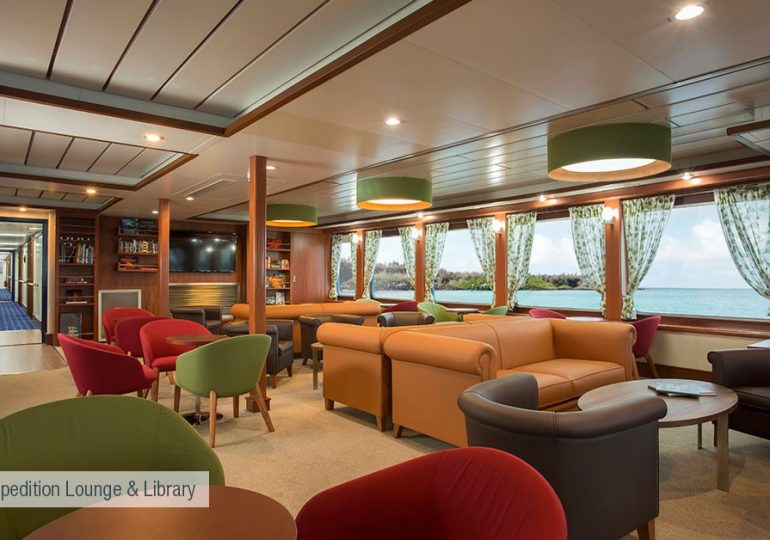 Santa Cruz II Galapagos Cruise- lounge
