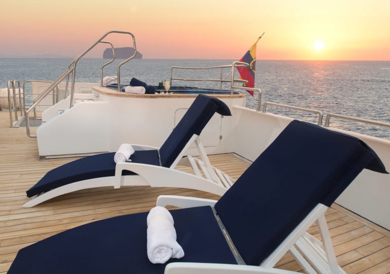Galapagos Luxury Cruise - Cormorant Yacht - Sundeck - Galapagos Sunset