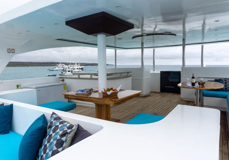Grand Majestic - First-Class Galapagos Cruise (Sundeck 2)