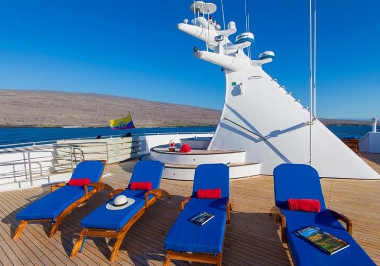 First Class Galapagos Cruise - Ocean Spray Catamaran - Sundeck