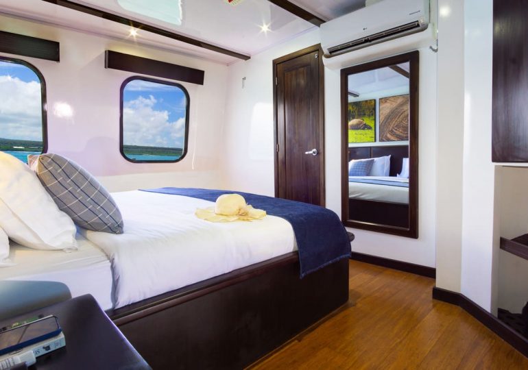 Natural Paradise Galapagos Cruise-single room